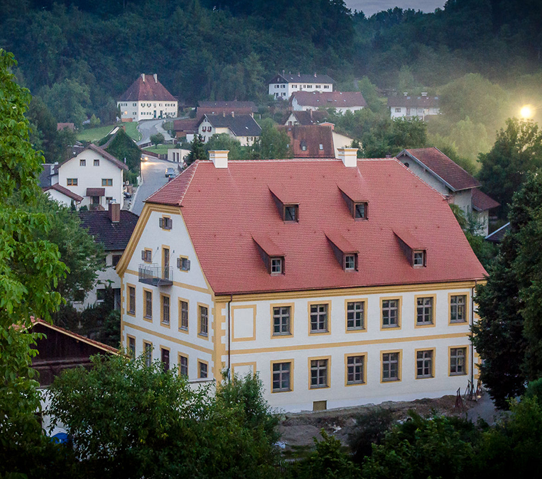 AMTSHAUS JETTENBACH